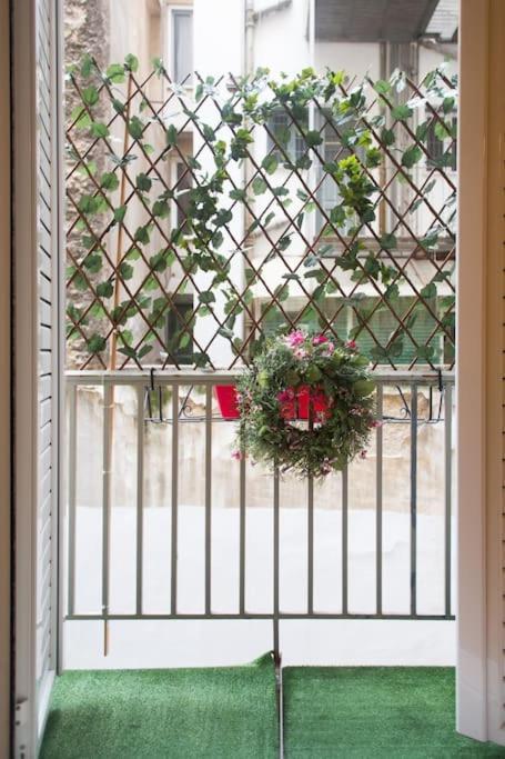 Top-Rated 1-Bedroom Apartment In The Heart Of Athen Eksteriør bilde