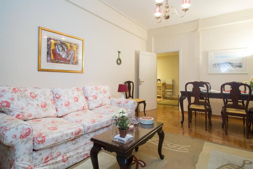 Top-Rated 1-Bedroom Apartment In The Heart Of Athen Eksteriør bilde